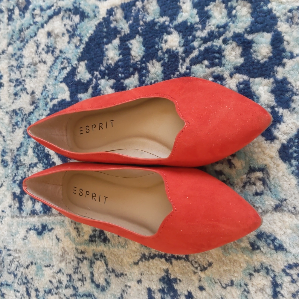 Red flats